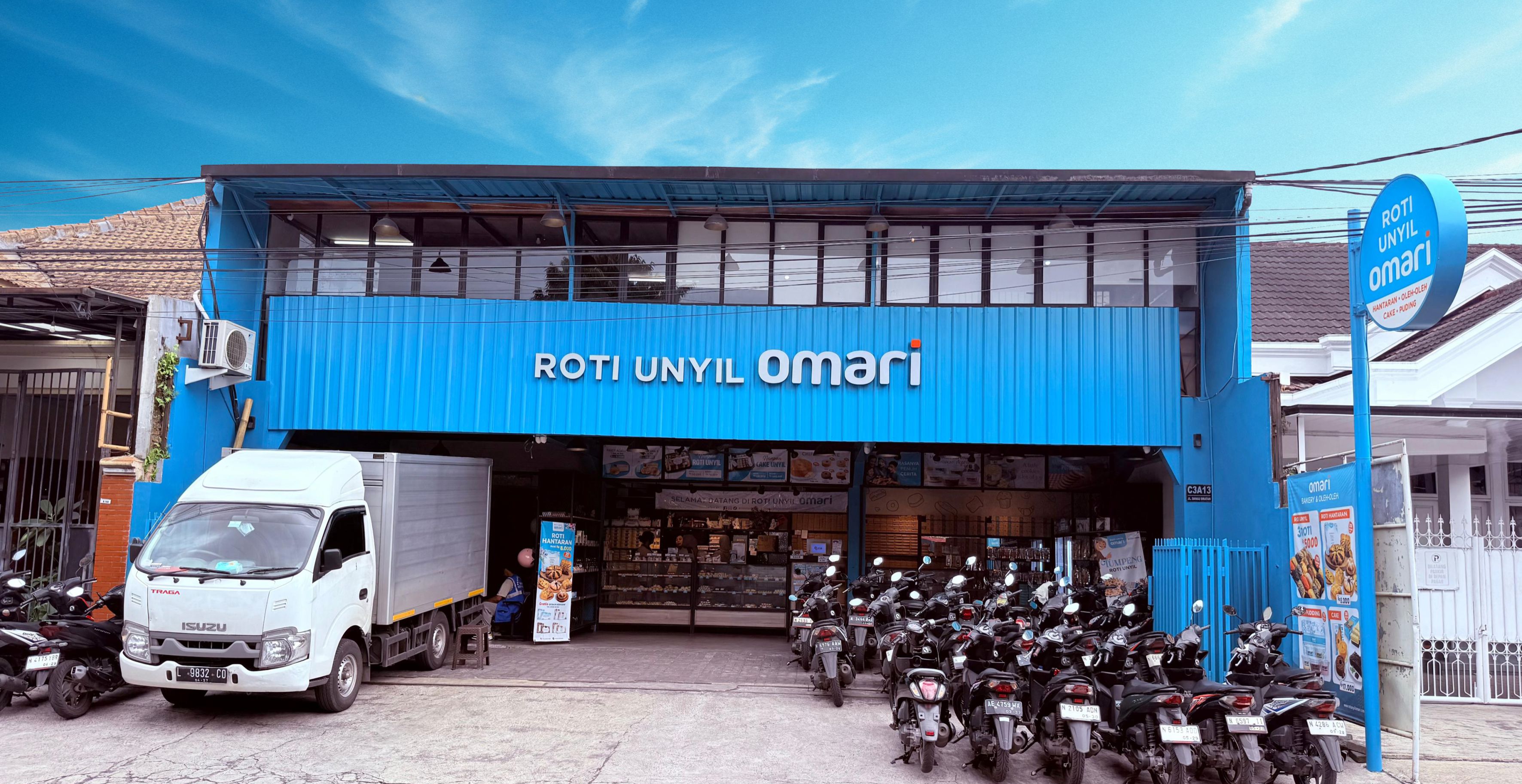 Outlet Roti Unyil Omari Sawojajar Malang